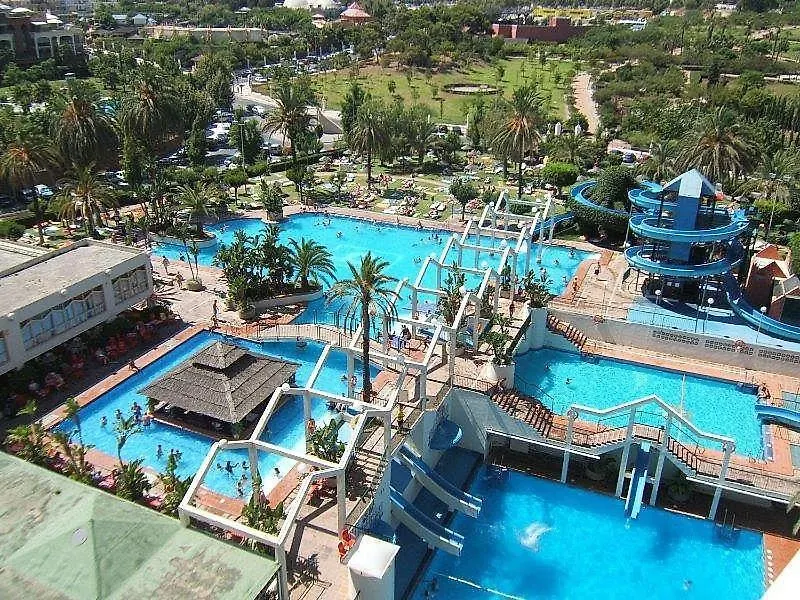 דירה בנאלמדנה Benalbeach Bliss Seafront Retreat With Balcony ספרד