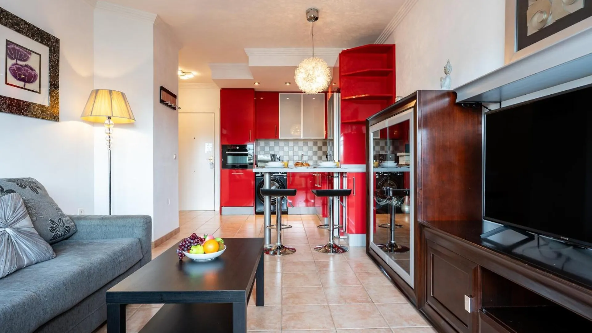 בנאלמדנה Benalbeach Bliss Seafront Retreat With Balcony